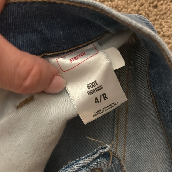 Express Women’s Jeans - Picture 3 of 6